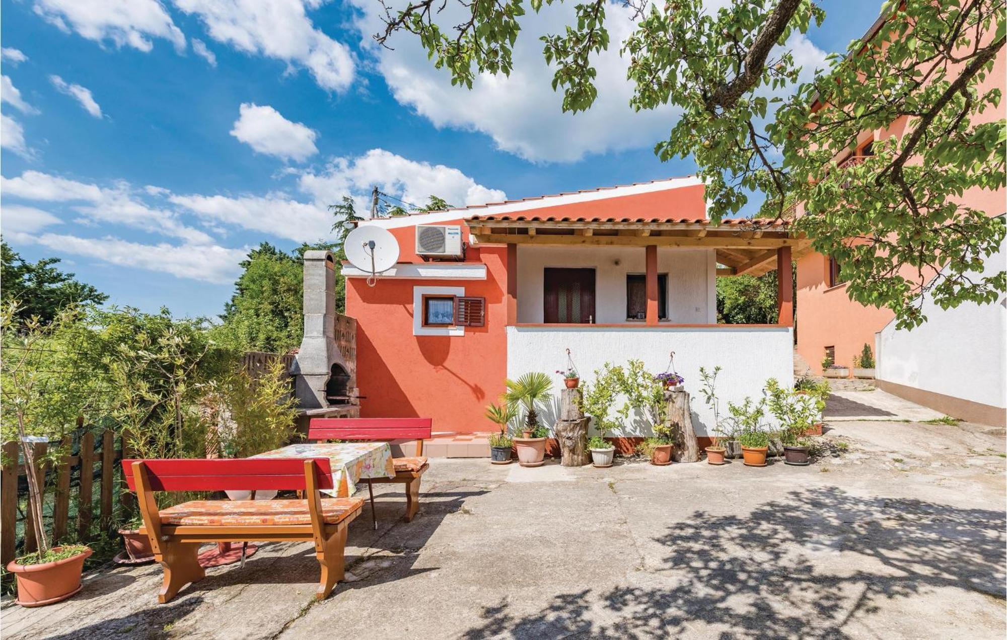 Awesome Home In Porec With House Sea View المظهر الخارجي الصورة